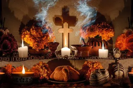 Santería: tradición, creencias y prácticas en la comunidad hispana